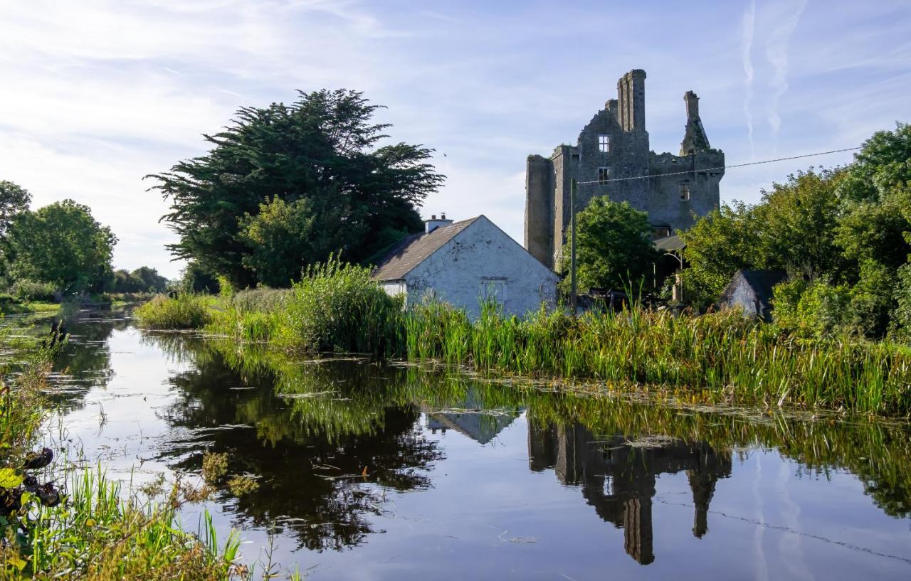 Tullamore Court Hotel ภายนอก รูปภาพ
