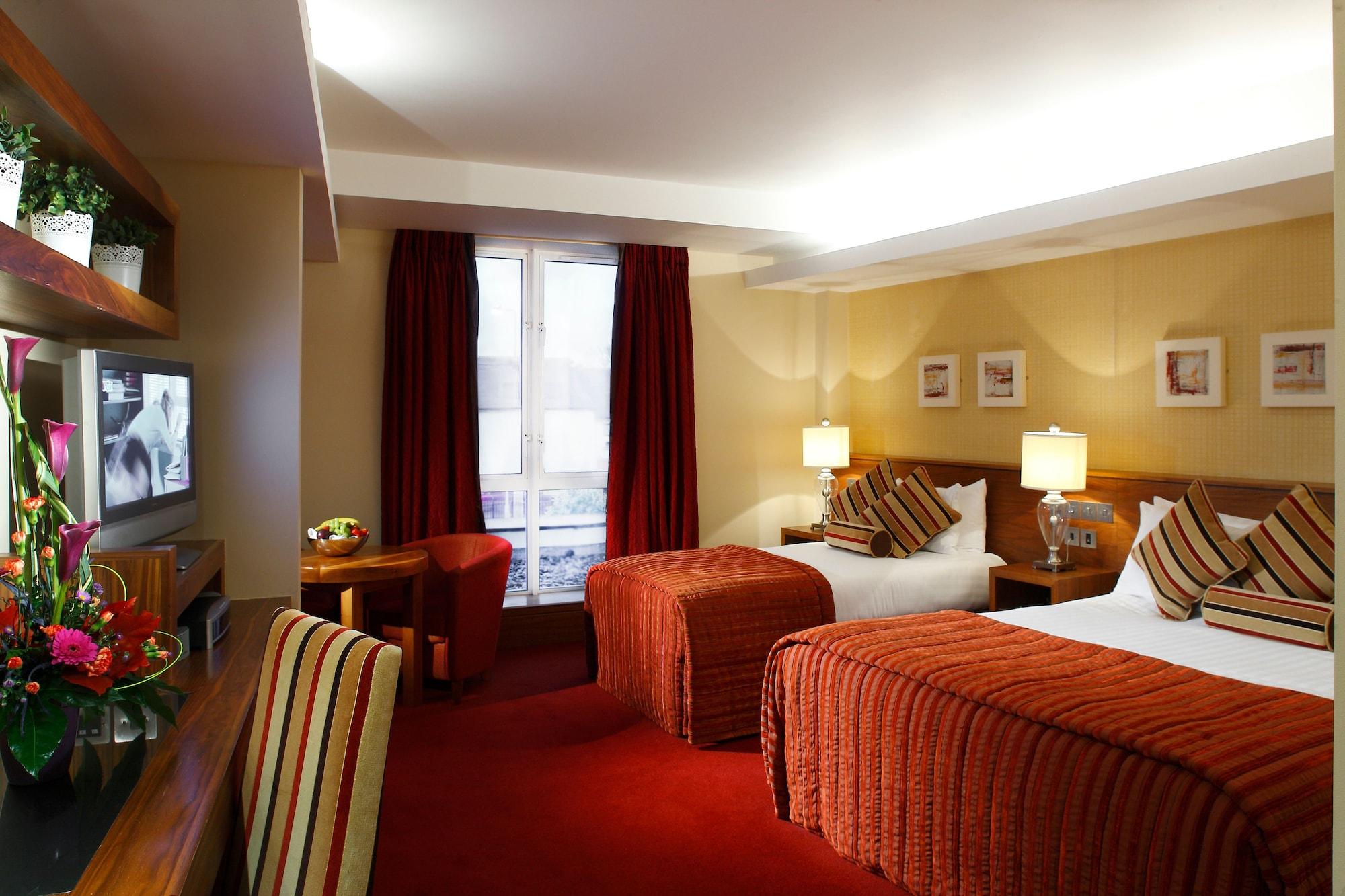 Tullamore Court Hotel ภายนอก รูปภาพ