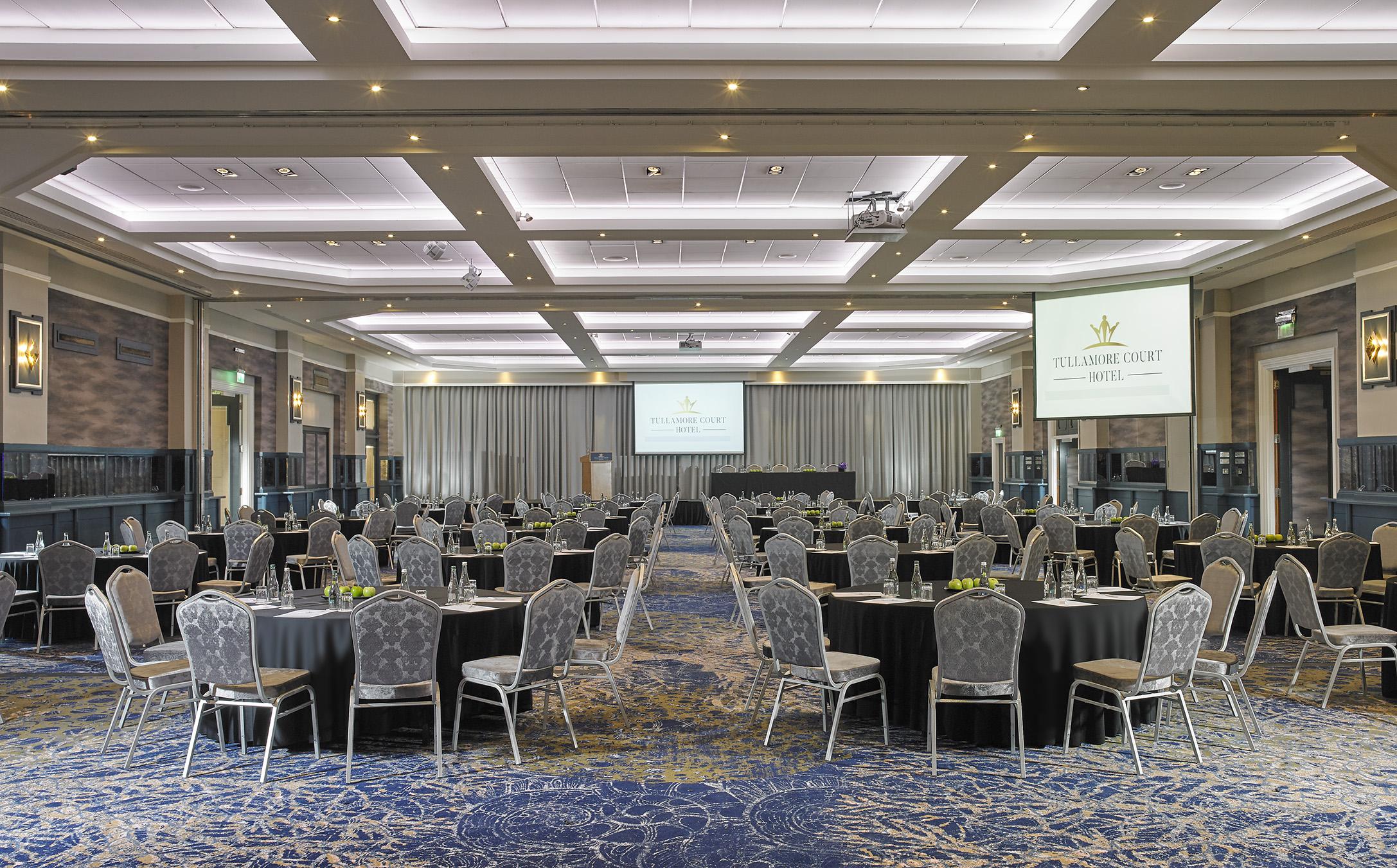 Tullamore Court Hotel ภายนอก รูปภาพ