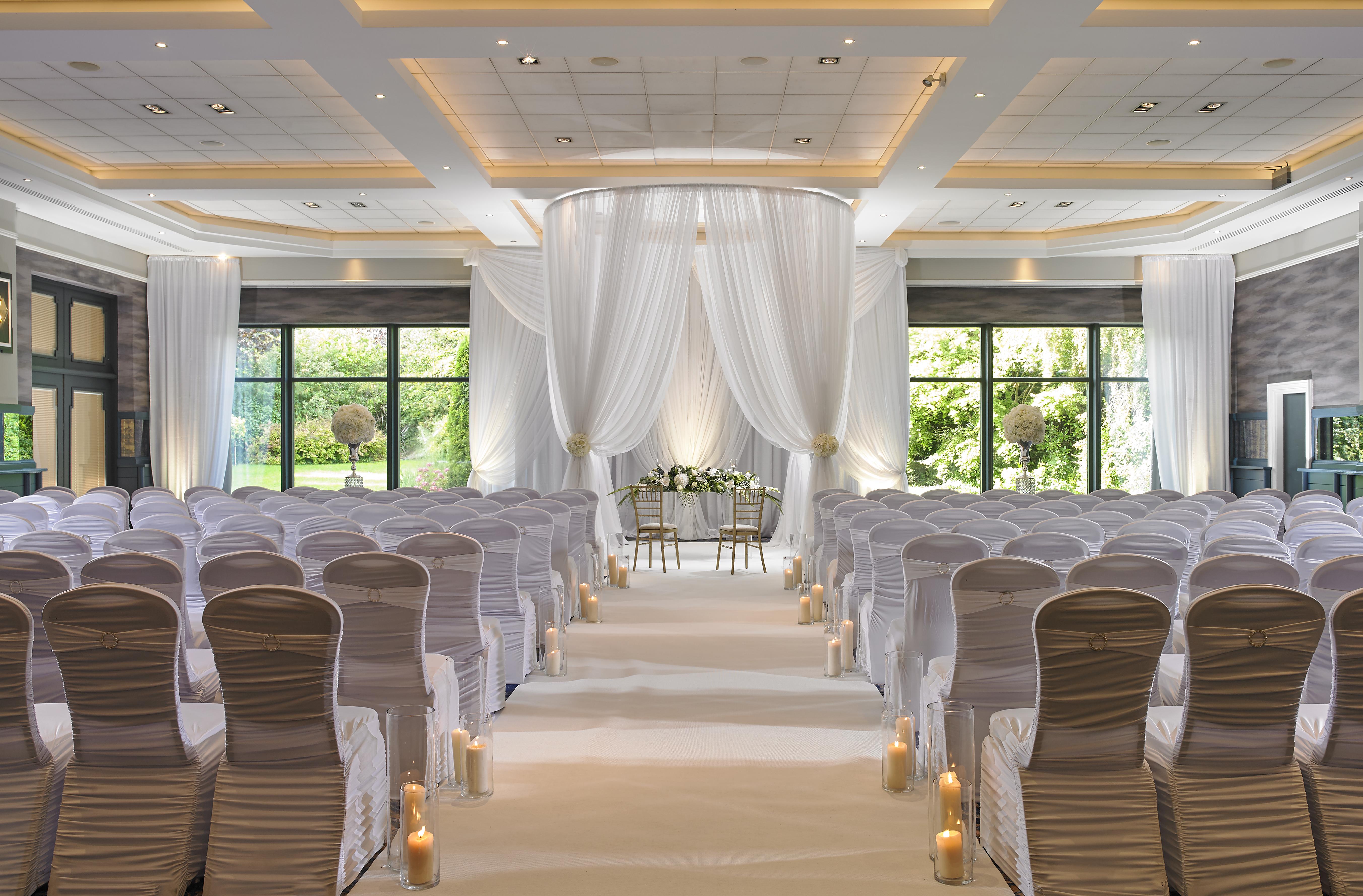 Tullamore Court Hotel ภายนอก รูปภาพ